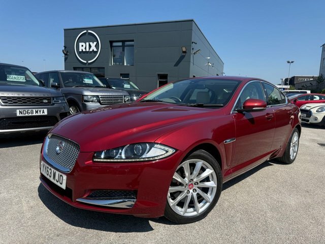 Jaguar XF Premium Luxury Saloon Red #2