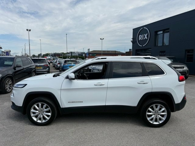Jeep Cherokee Crd Limited Suv White #3