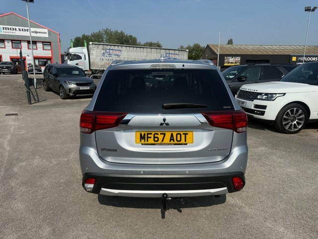 Mitsubishi Outlander Di-d Keiko Suv Silver #5