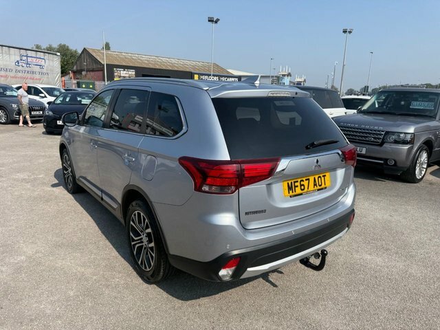 Mitsubishi Outlander Di-d Keiko Suv Silver #3