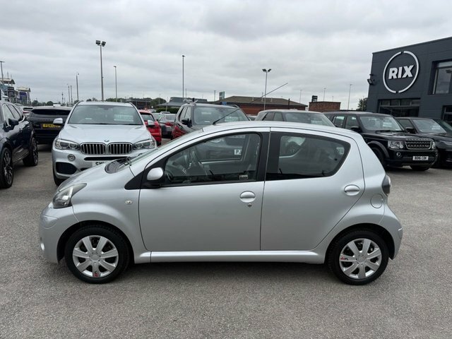 Toyota Aygo Vvt-i Ice Hatchback Silver #3