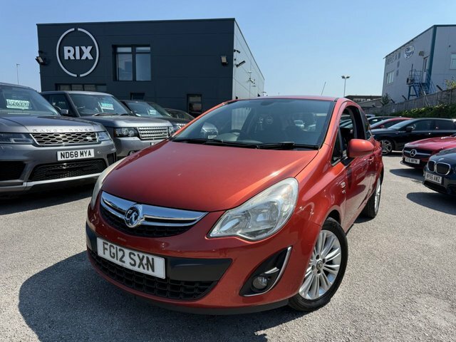Vauxhall Corsa 16V Se Hatchback Orange