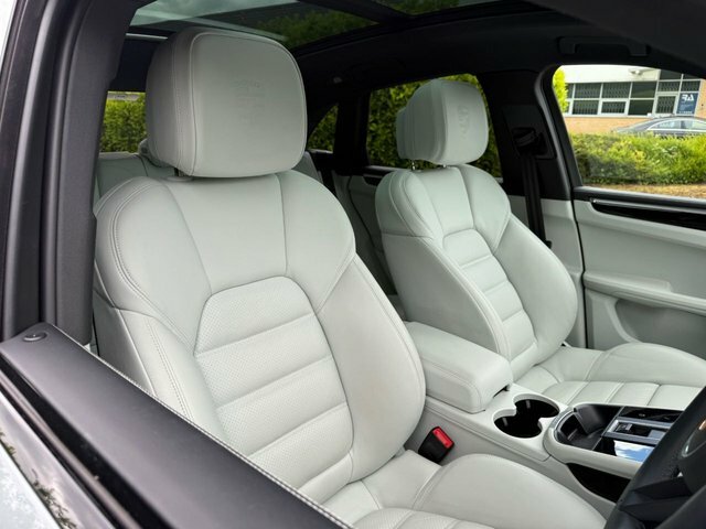 Porsche Macan 2.9T V6 S Suv Pdk 4Wd Euro 6 Ss 380 White #18