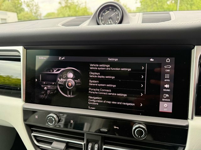 Porsche Macan 2.9T V6 S Suv Pdk 4Wd Euro 6 Ss 380 White #36