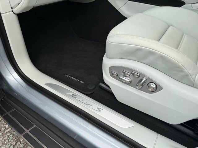 Porsche Macan 2.9T V6 S Suv Pdk 4Wd Euro 6 Ss 380 White #50