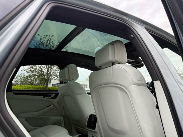 Porsche Macan 2.9T V6 S Suv Pdk 4Wd Euro 6 Ss 380 White #46