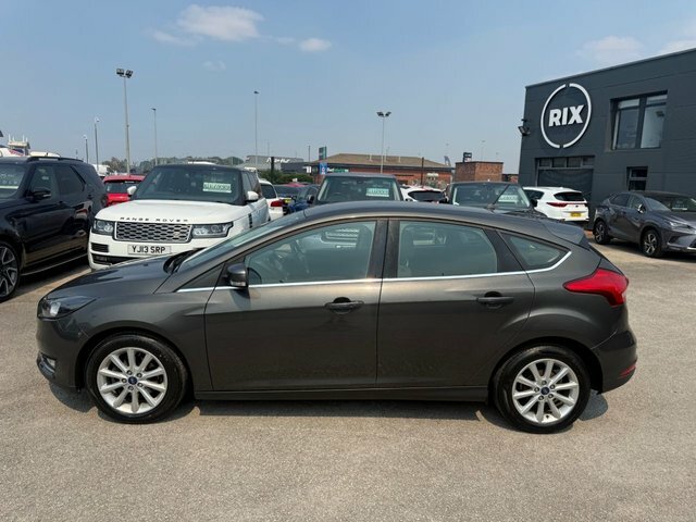 Ford Focus Tdci Titanium Hatchback Grey #3