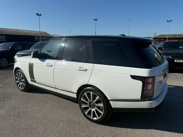 Land Rover Range Rover Sd V8 Vogue Se White #4