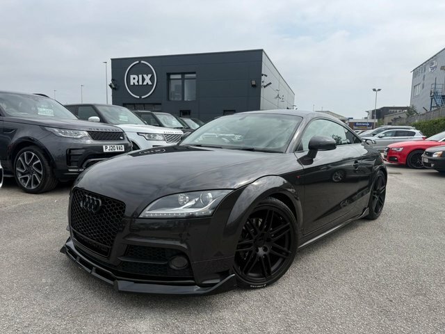 Audi TT Tfsi Black Edition Coupe Black #2