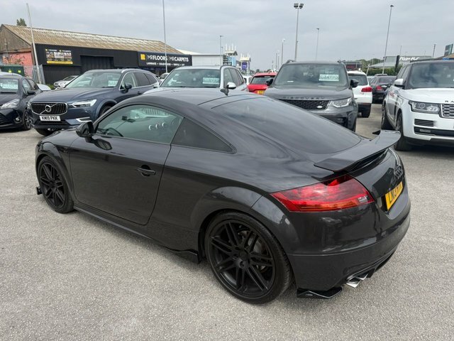 Audi TT Tfsi Black Edition Coupe Black #4