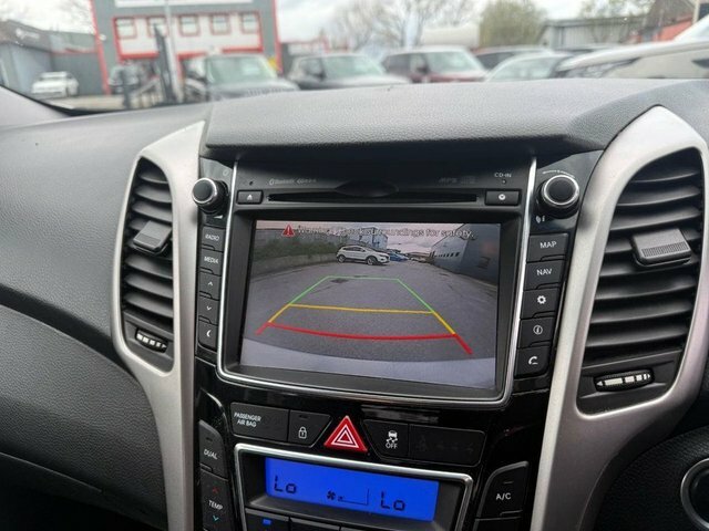 Hyundai I30 Se Red #23