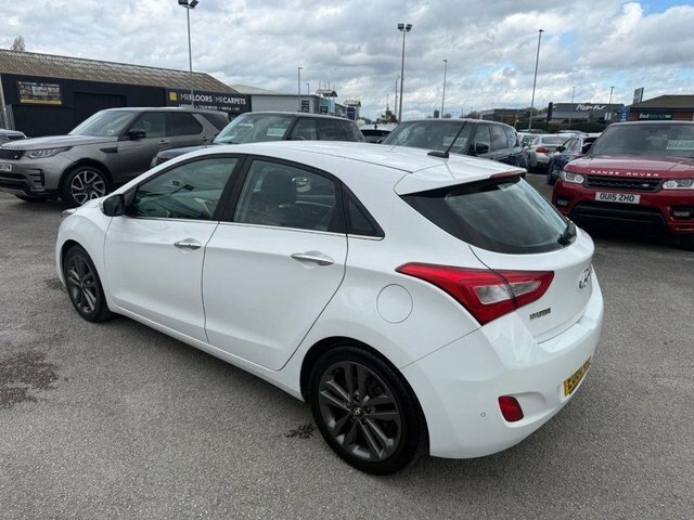 Hyundai I30 Crdi Blue Drive Premium White #5