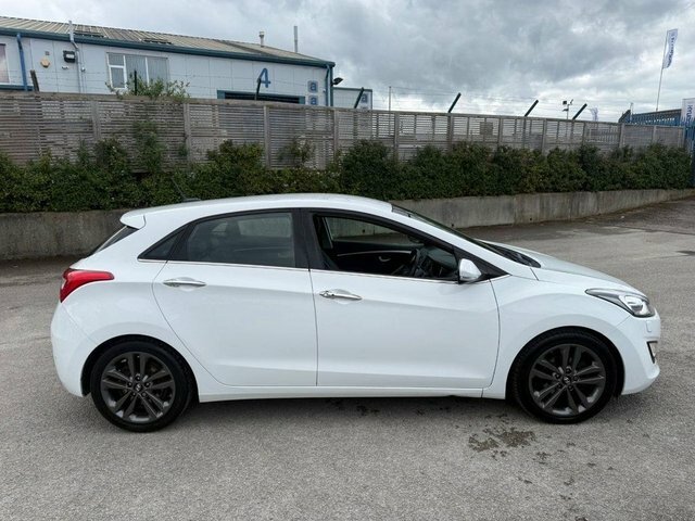 Hyundai I30 Se Red #11