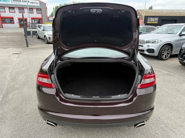 Jaguar XF V6 Luxury Red #7