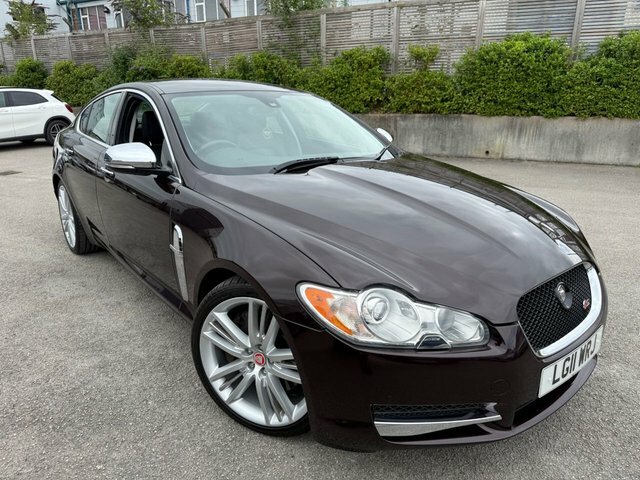 Jaguar XF V6 Luxury Red #11