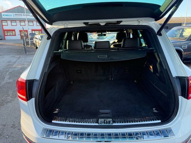 Volkswagen Touareg Tdi V6 Bluemotion Tech White #6