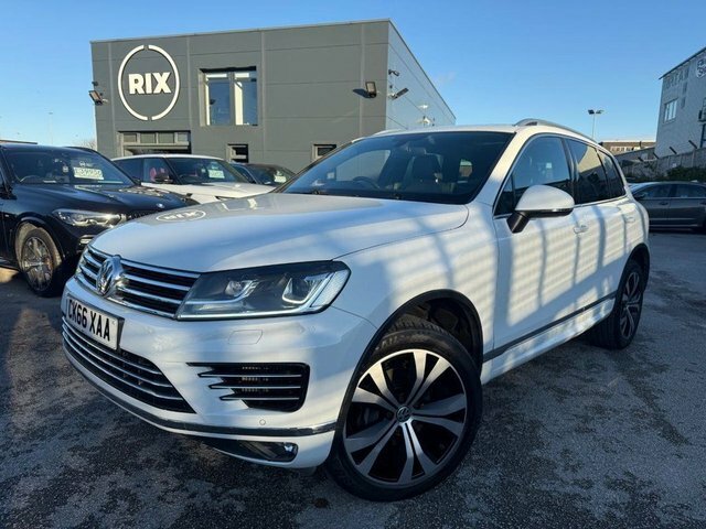 Volkswagen Touareg Tdi V6 Bluemotion Tech White #2