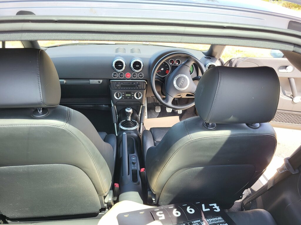 Audi TT Convertible 3.2 V6 Roadster Dsg Quattro 2005 Grey #9