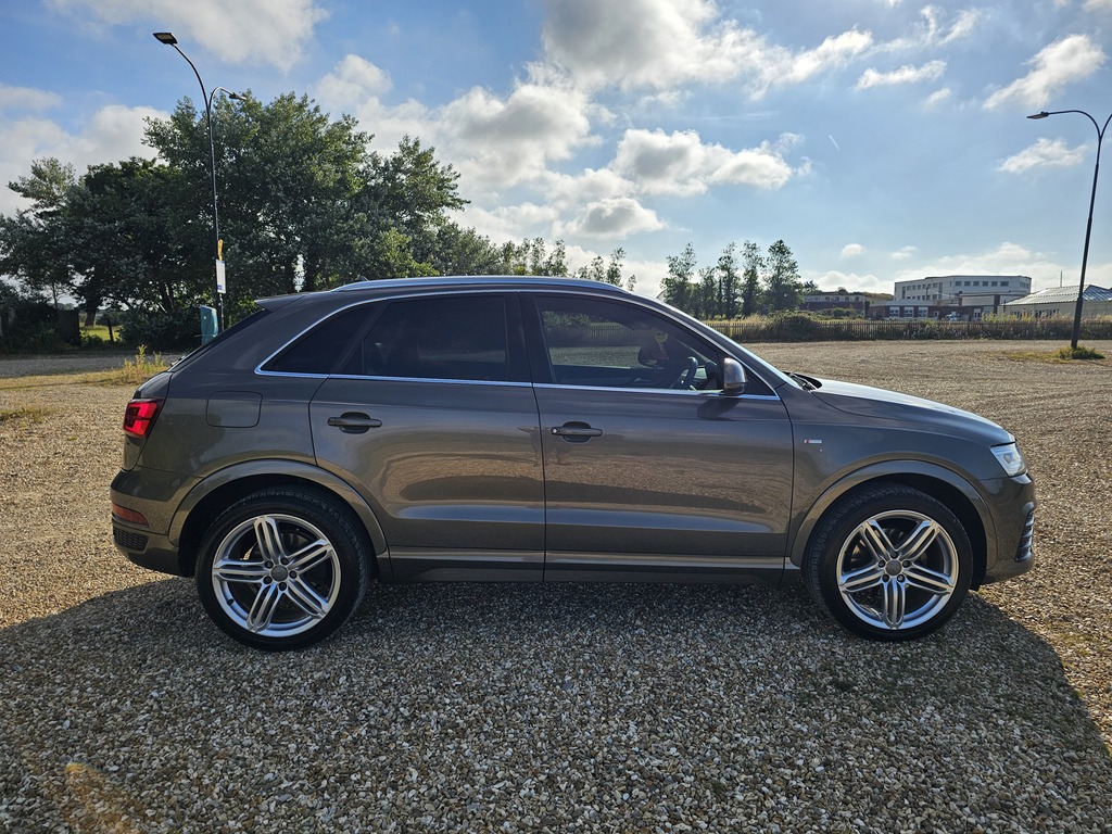 Audi Q3 S-line Tdi Quattro KU65SNY Brown #4