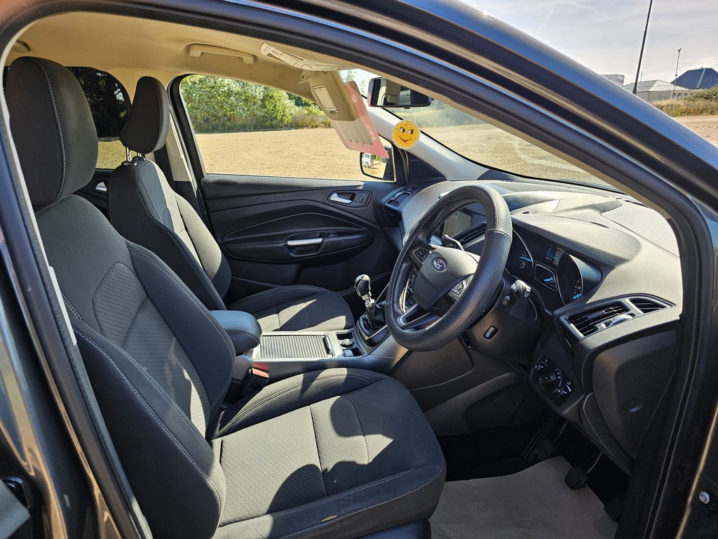 Ford Kuga 2.0 Tdci Zetec Suv 2Wd Euro 6 S Grey #7