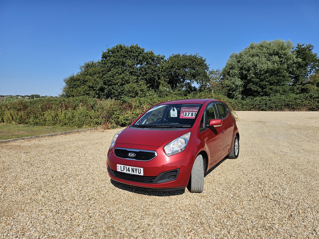 Kia Venga 2 Crdi Red #2