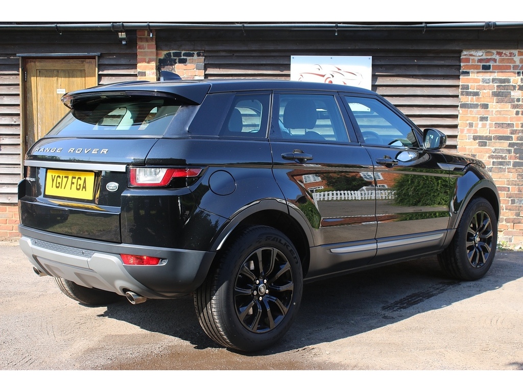 Land Rover Range Rover Evoque Td4 Se U354 Ulez YG17FGA Black #3
