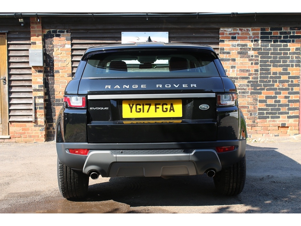 Land Rover Range Rover Evoque Td4 Se U354 Ulez YG17FGA Black #4