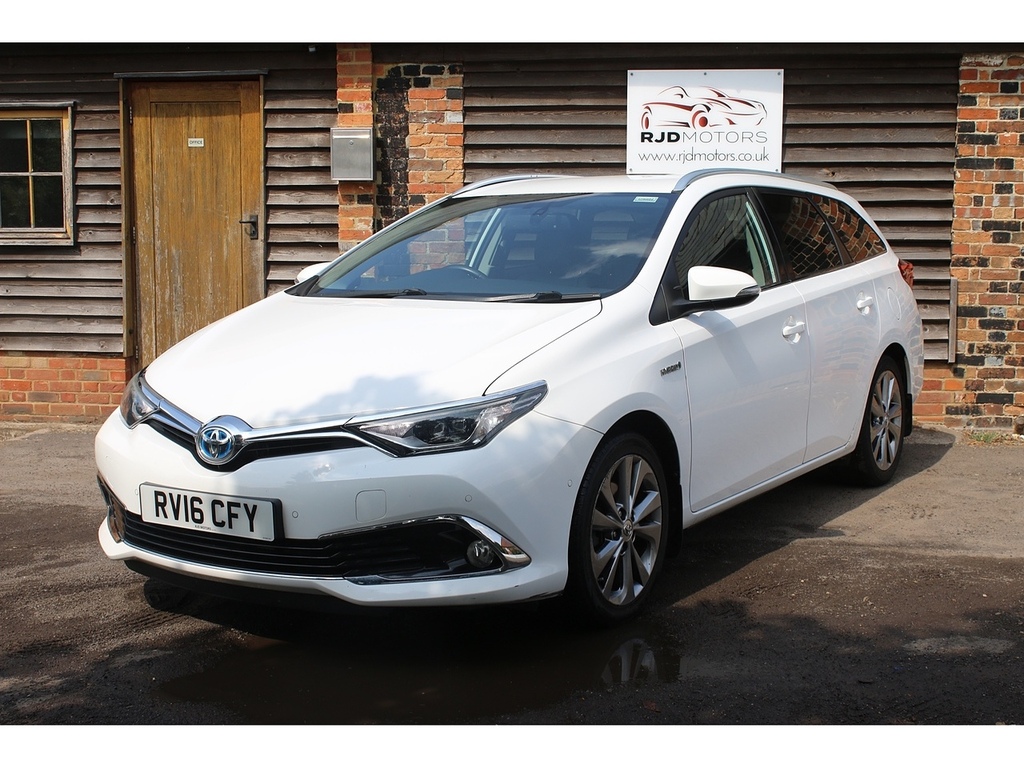 Toyota Auris Vvt-h Excel U360 Ulez RV16CFY White #6