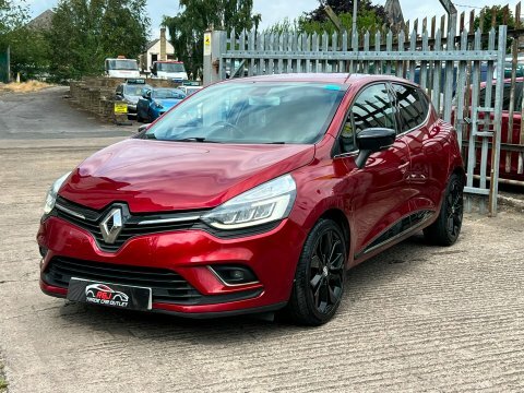 Renault Clio Dynamique S Nav Red