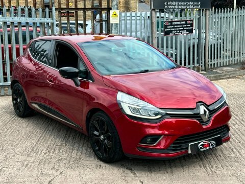 Renault Clio Dynamique S Nav Red #3
