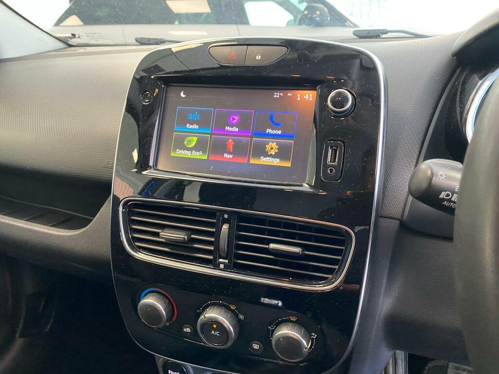 Renault Clio 0.9 Tce Dynamique Nav Hatchback #19