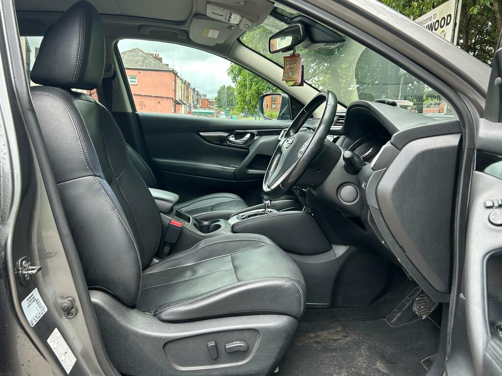 Nissan Qashqai 1.6 N-connecta Dig-t 163 Bhp Black #21
