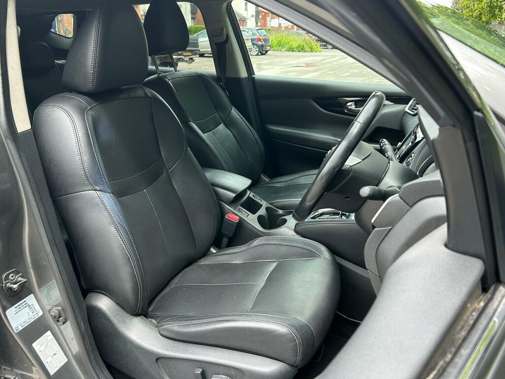 Nissan Qashqai 1.6 N-connecta Dig-t 163 Bhp Black #19