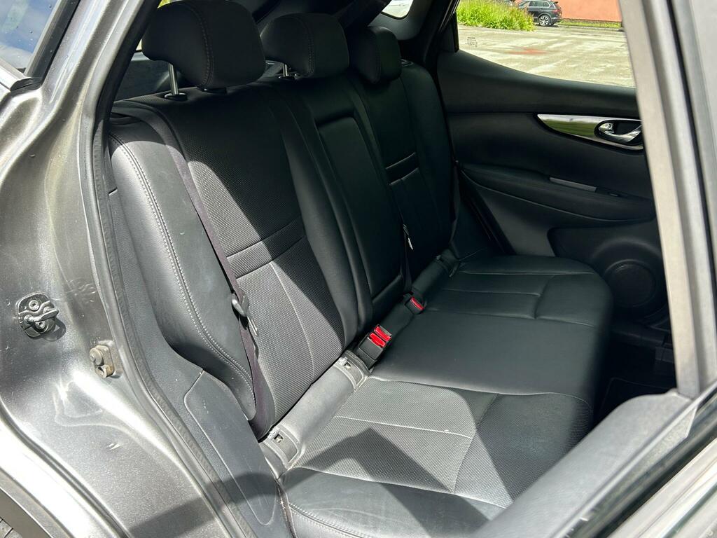 Nissan Qashqai 1.6 N-connecta Dig-t 163 Bhp Black #25