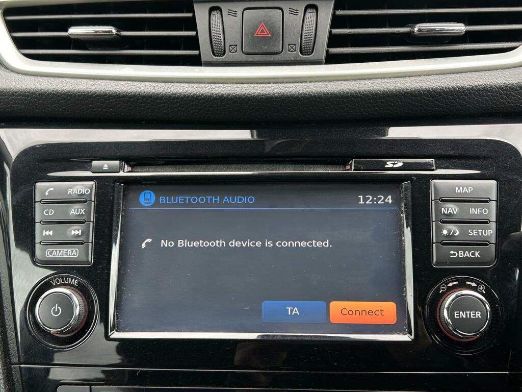 Nissan Qashqai 1.6 N-connecta Dig-t 163 Bhp Black #45