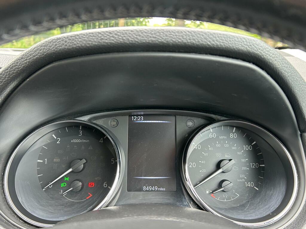 Nissan Qashqai 1.6 N-connecta Dig-t 163 Bhp Black #46