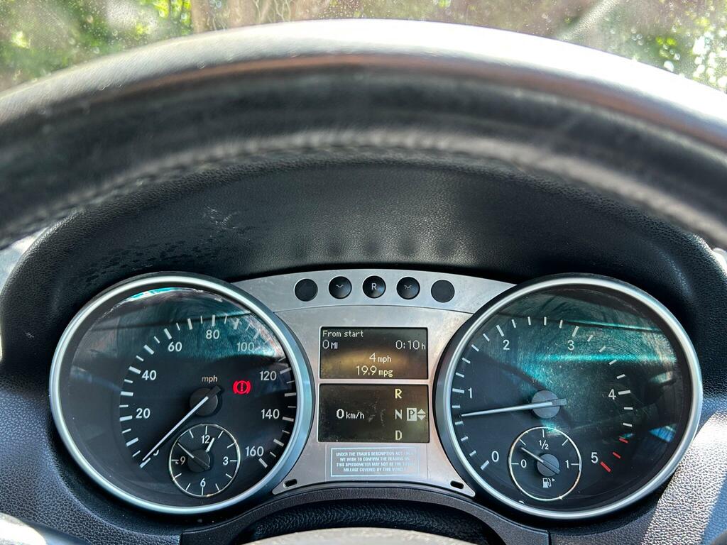 Mercedes-Benz M Class Black #39