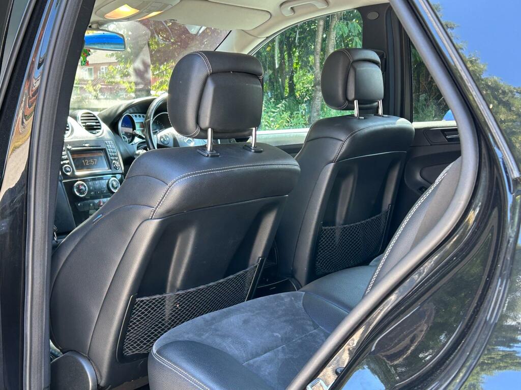 Mercedes-Benz M Class Black #18