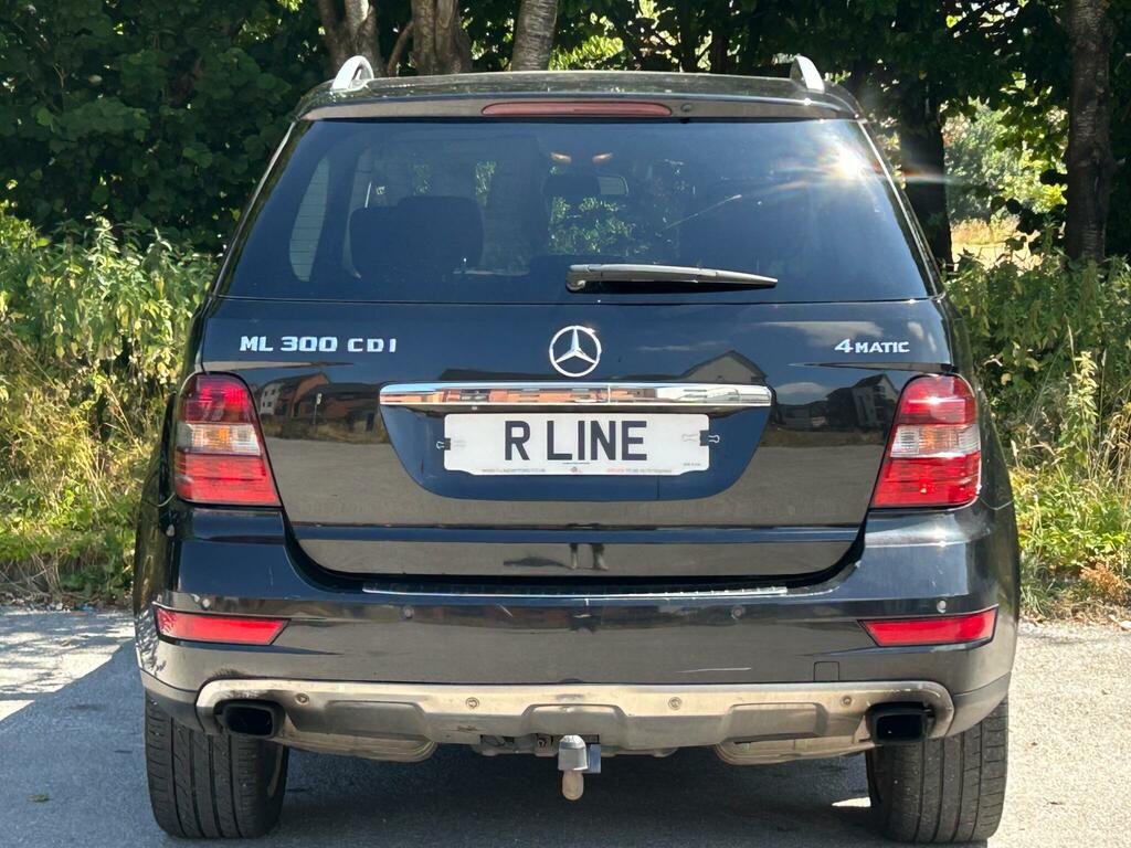 Mercedes-Benz M Class Black #9
