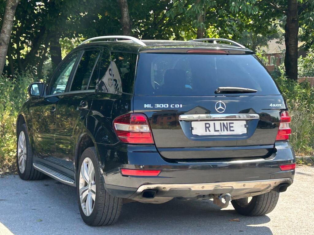 Mercedes-Benz M Class Black #8