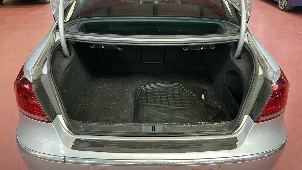Volkswagen CC 2.0 R Line Tdi White #9