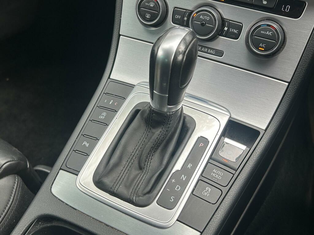 Volkswagen CC Coupe 2.0 R Line Tdi Bluemotion Technology Dsg White #16