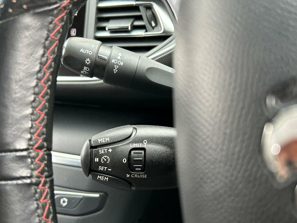 Peugeot 308 SW 308 Active Ss White #38