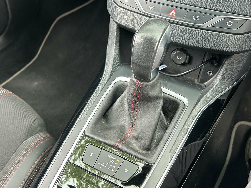 Peugeot 308 SW 308 Active Ss White #26