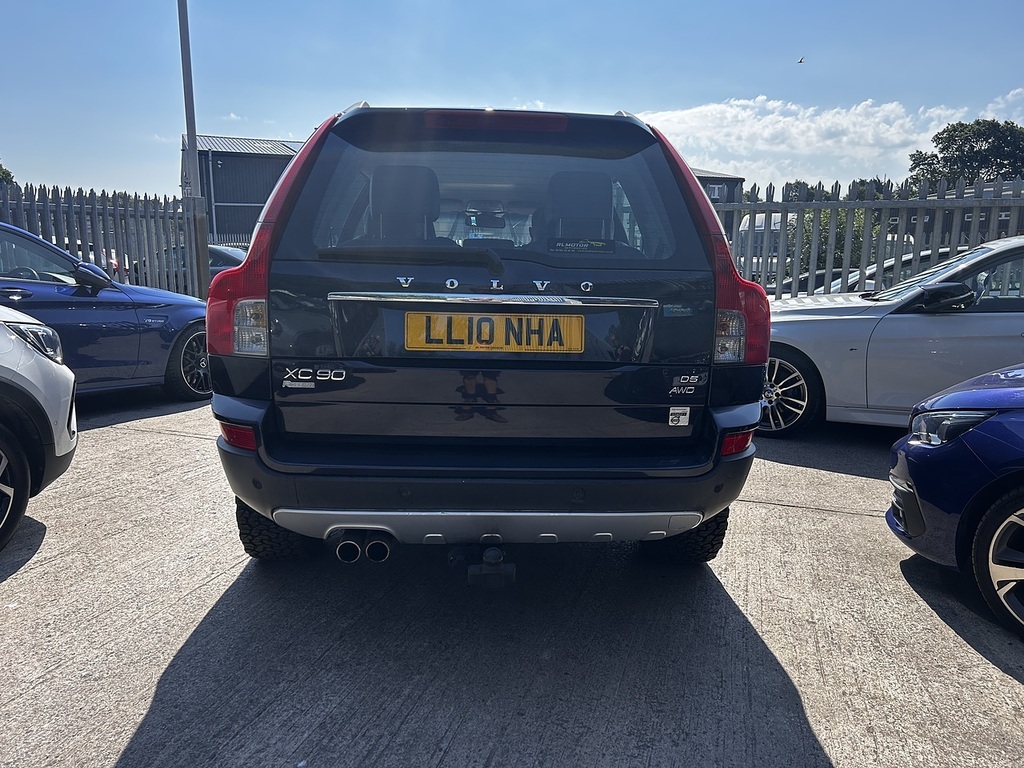 Volvo XC90 D5 Se Black #5