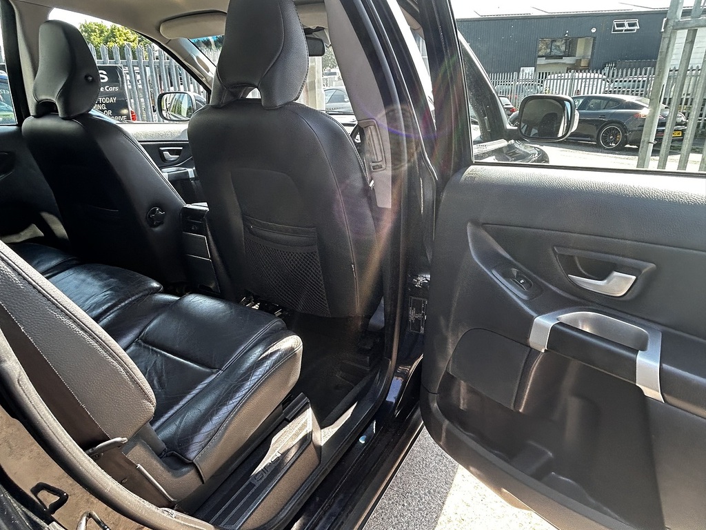 Volvo XC90 D5 Se Black #16