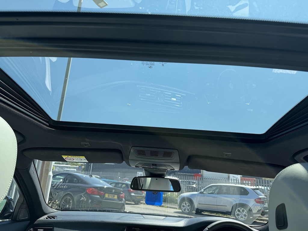 BMW 5 Series 530D M Sport Blue #6