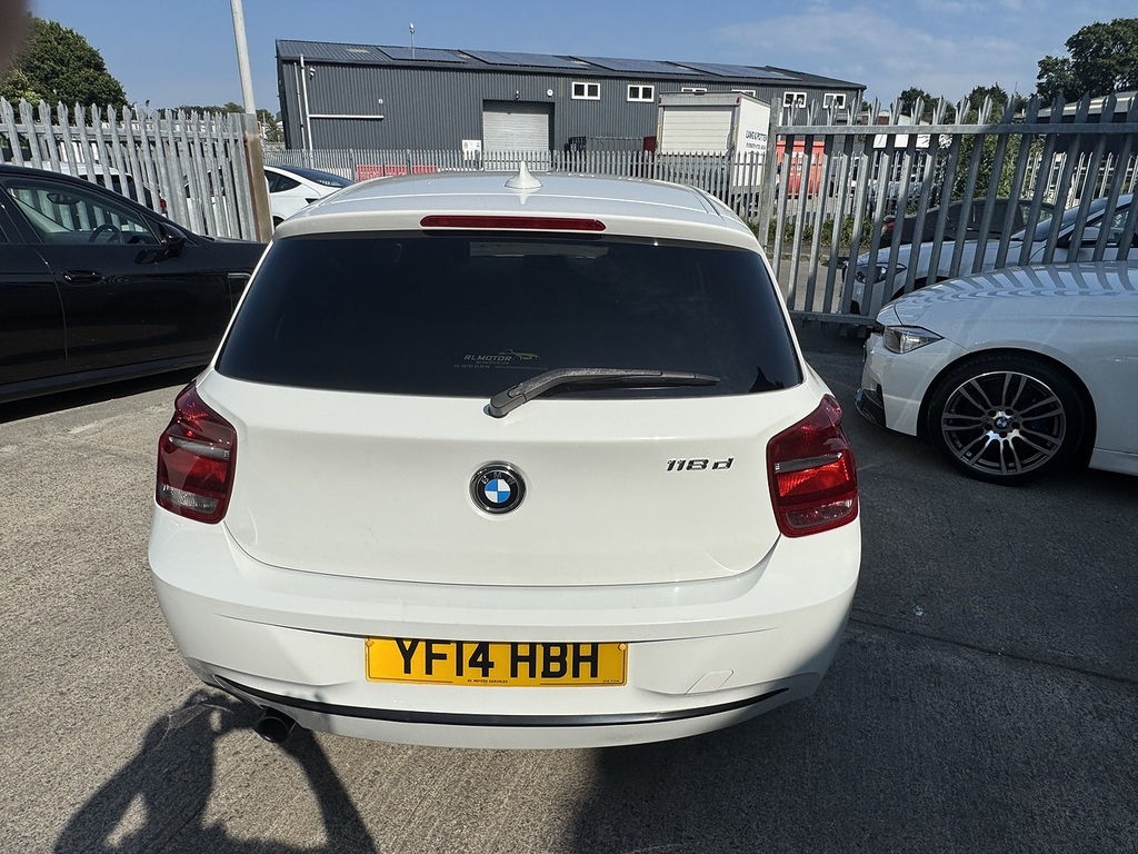 BMW 1 Series 118D Sport White #6