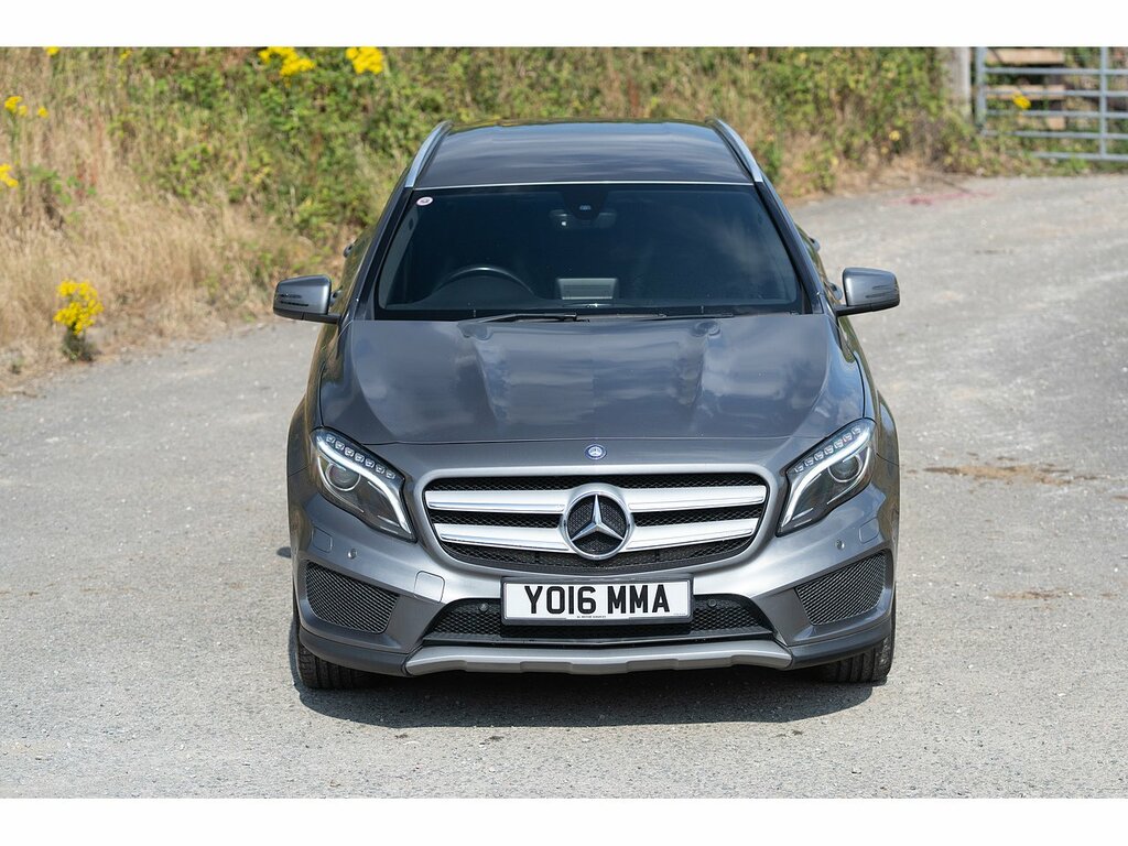 Mercedes-Benz GLA Class Gla220d Amg Line Grey #3