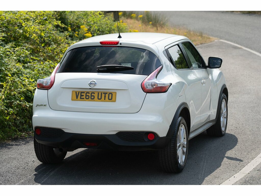 Nissan Juke Dig-t N-connecta White #6